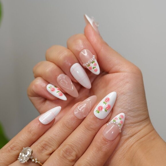 tipsy | Handmade Press On Nails | Almond Medium | 3D Nail Art | Strawberry Press - Picture 3 of 15
